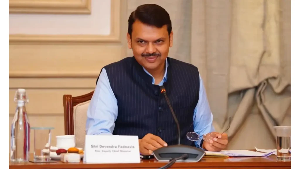 Devendra Fadnavis (2)