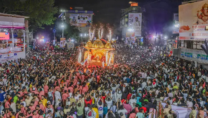 Shrimant Bhausaheb Rangari Ganpati | Grand Procession Bids Emotional Farewell to Shrimant Bhausaheb Rangari Ganpati