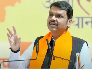 Devendra Fadnavis | देवेंद्र फडणवीसांचे विरोधकांवर टीकास्त्र; म्हणाले – ‘श्रद्धा आणि सबुरीचा अर्थ ज्यांना समजला नाही, त्यांची हालत काय झाली? हे विधानसभेला…’