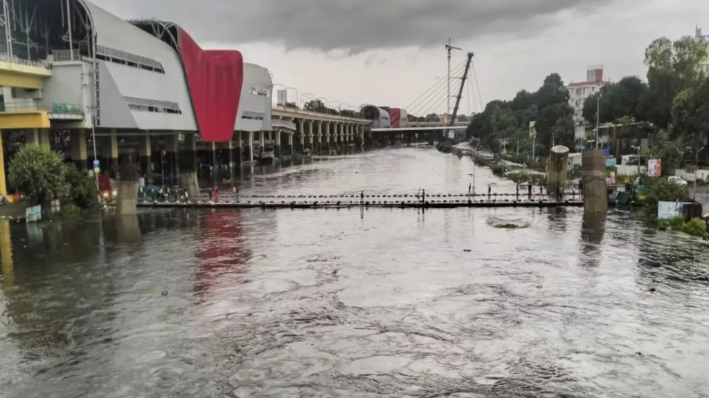 Lavasa Rain