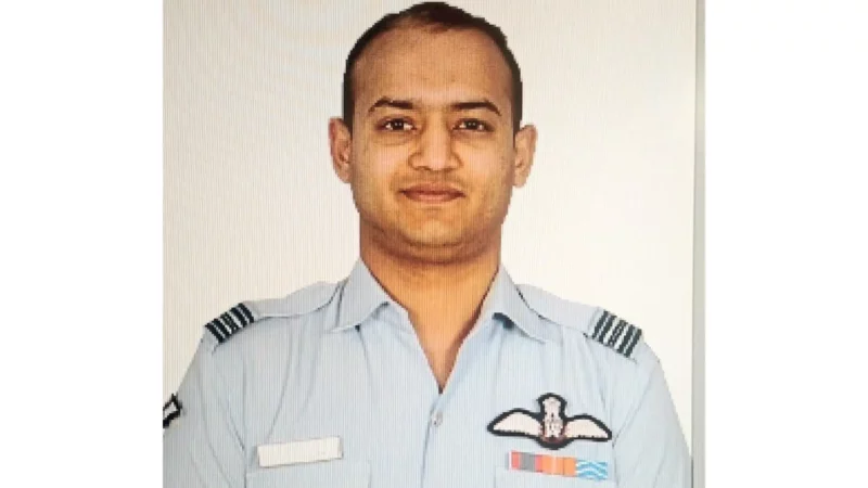 Squadron Leader Dies Of Dengue