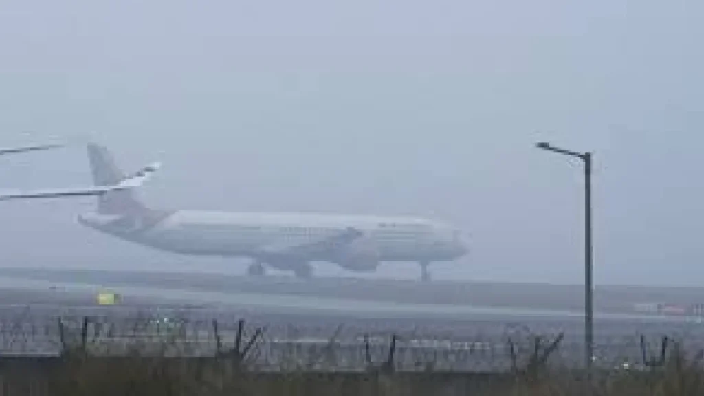 Fog Chaos At Airport