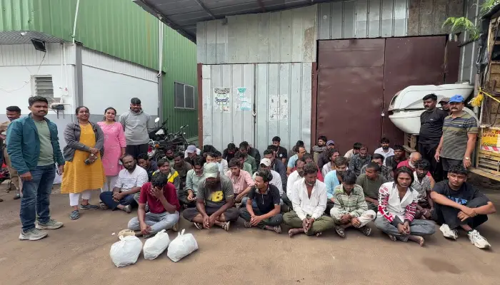 Pune Crime News | Major action by the anti-drug task force in Kondhwa! Drugs were being sold in front of the police, 43 people including sellers and users were taken into custody.