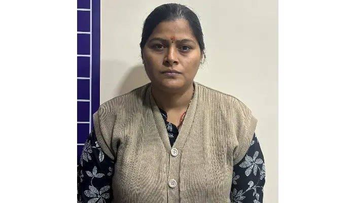 Pune Crime News | A tenth-grade pass woman tricked investors with promises of high returns, duping crores; Shivajinagar police arrested her from Belgaum