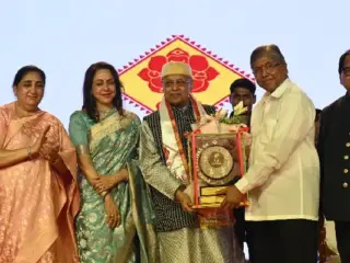 Pune Festival 2026 : ‘कलाकारांच्या प्रोत्साहनासाठी मान्यवरांनी सांस्कृतिक कार्यक्रमांना उपस्थित राहावे’ – खासदार हेमा मालिनी