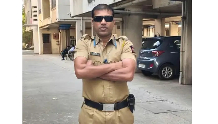 Police Vijay Koli Suicide | Police constable missing for three days shoots himself in suicide